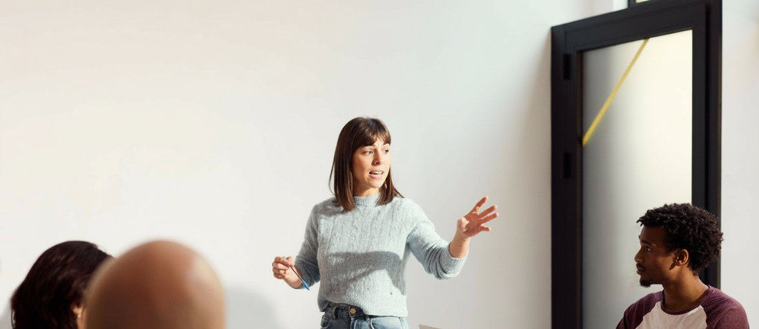 Dieses Bild führt zur Masterclass „Künstliche Intelligenz im Führungsalltag“