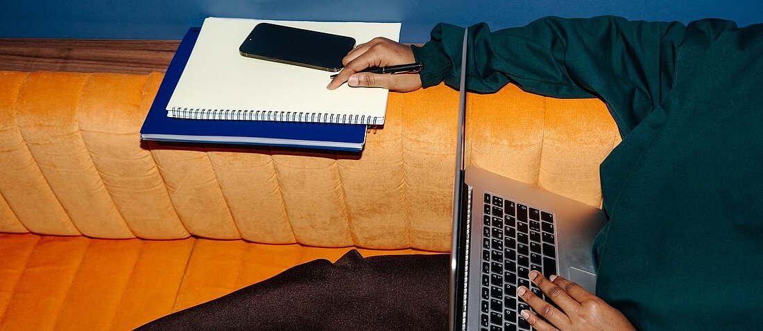 Dieses Bild führt zur Masterclass „Besser prompten“